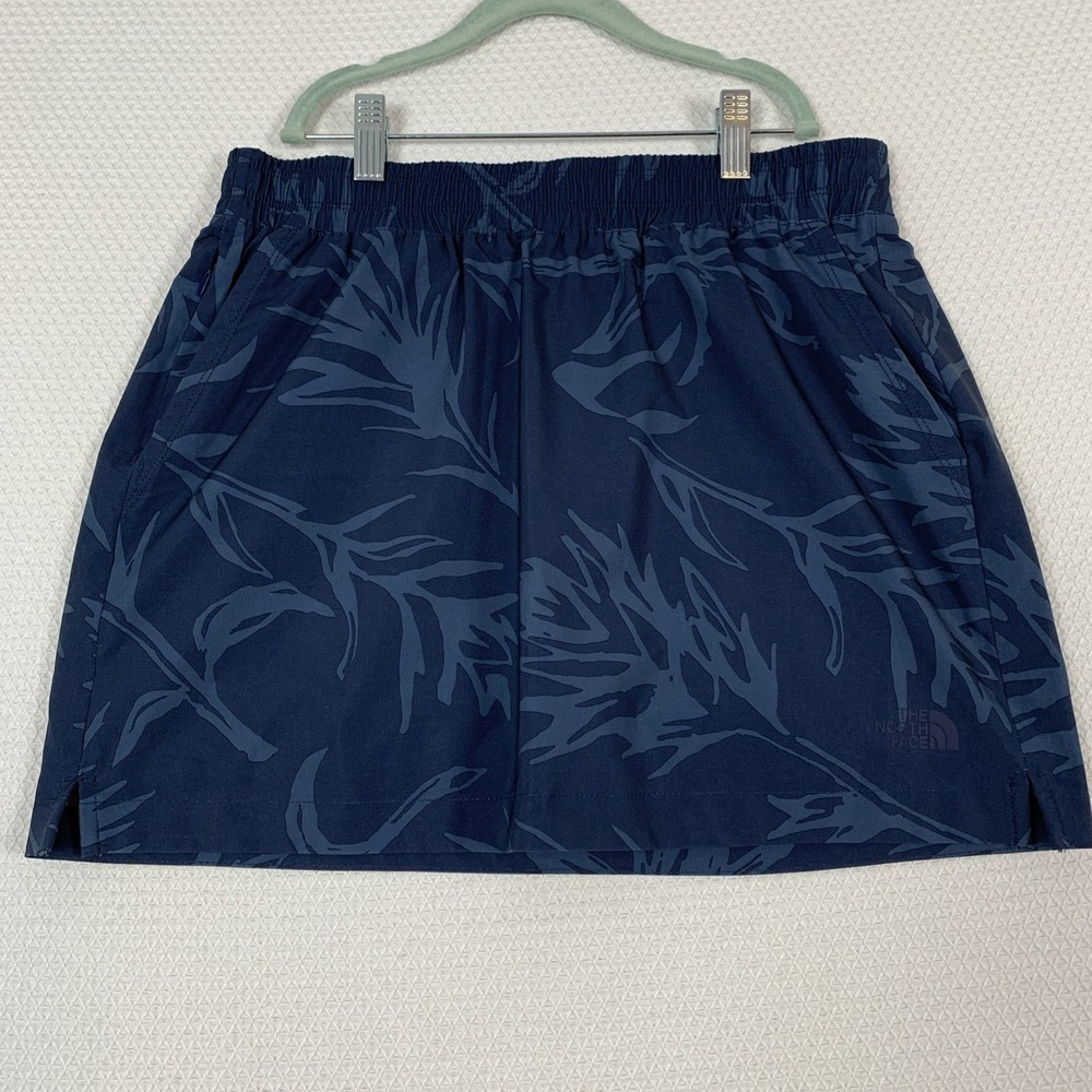 The North Face Never Stop Wearing Skort Womens Medium Blue Tropical NF0A5J8A